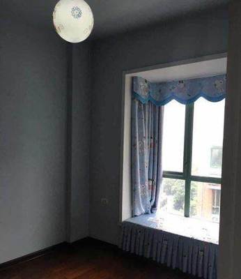 (出售)七里新村三期 3室2厅2卫 电梯房低价出售