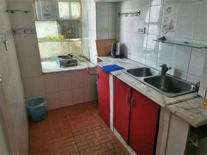 七里庙 七里新村 中装小两房 中间楼层 老证 通透户型