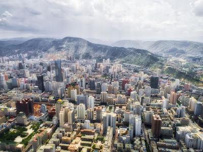 为兰州西津西路七里新村段增设公交专用车道的可行性探讨与市民建议